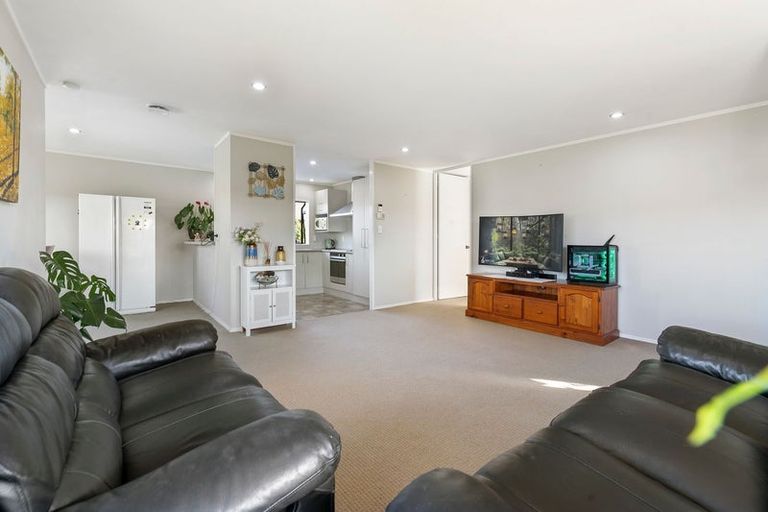 Photo of property in 1/5 Kenwick Place, Burswood, Auckland, 2013