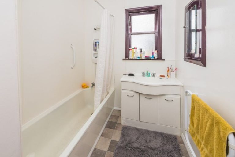 Photo of property in 21a Caius Avenue, Gonville, Whanganui, 4501