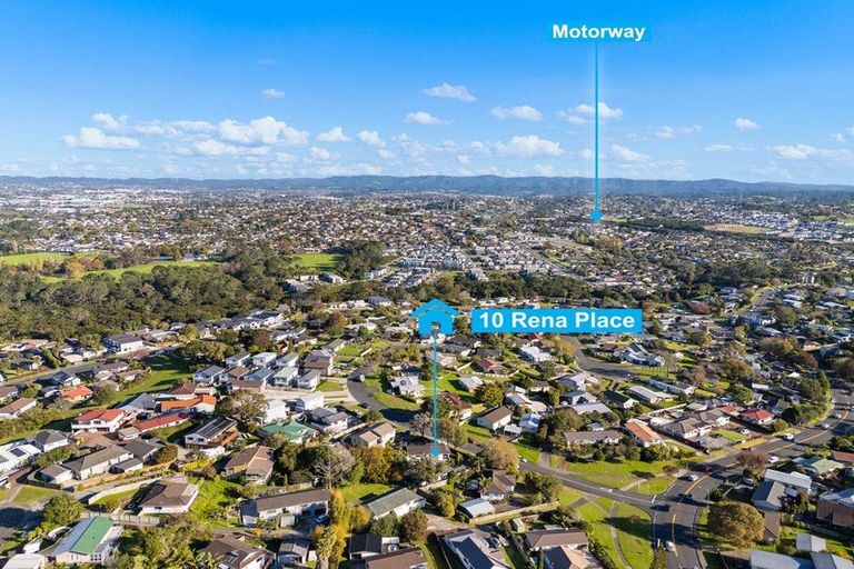 Photo of property in 10 Rena Place, West Harbour, Auckland, 0618