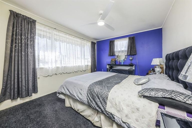 Photo of property in 125 Chichester Drive, Rosehill, Papakura, 2113