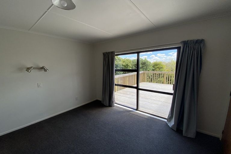 Photo of property in 13 Holiday Road, Stanmore Bay, Whangaparaoa, 0932