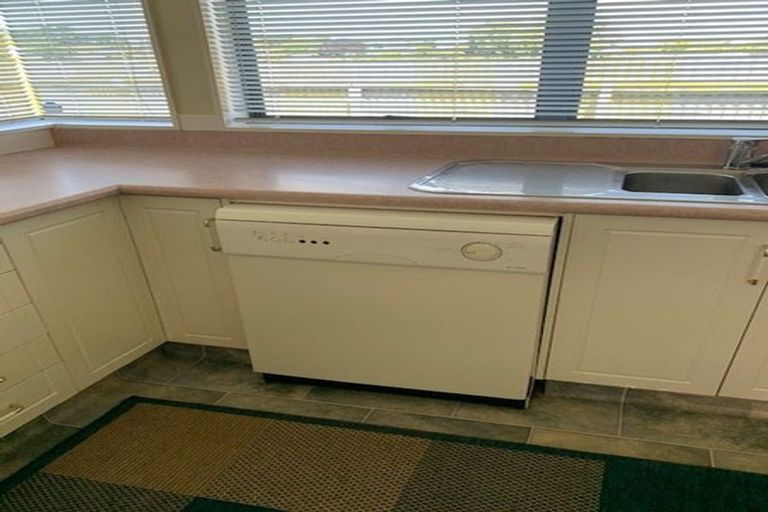 Photo of property in 169 Taradale Road, Pirimai, Napier, 4112