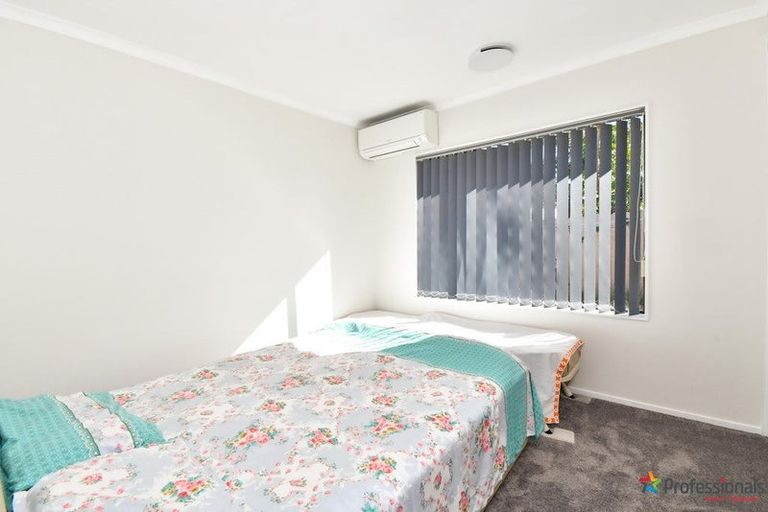 Photo of property in 283 Mahia Road, Weymouth, Auckland, 2103