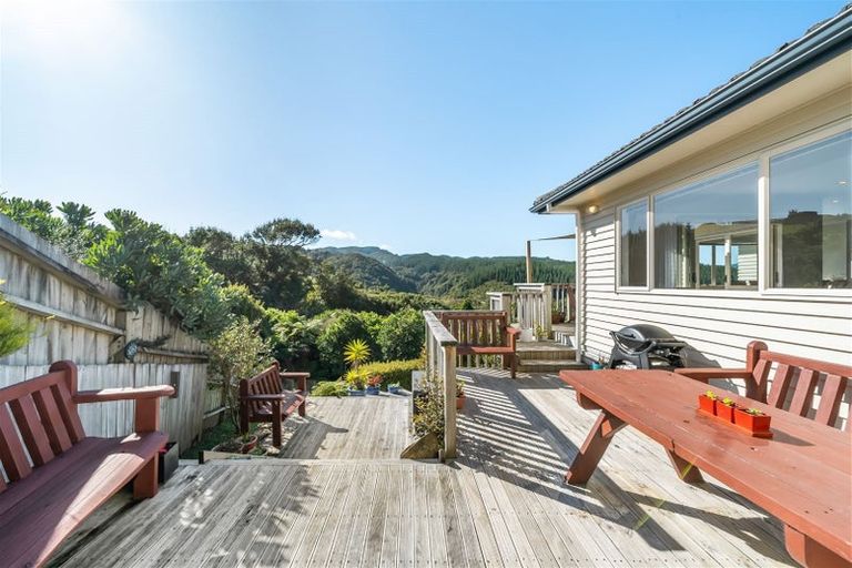 Photo of property in 5 Frankie Stevens Place, Riverstone Terraces, Upper Hutt, 5018
