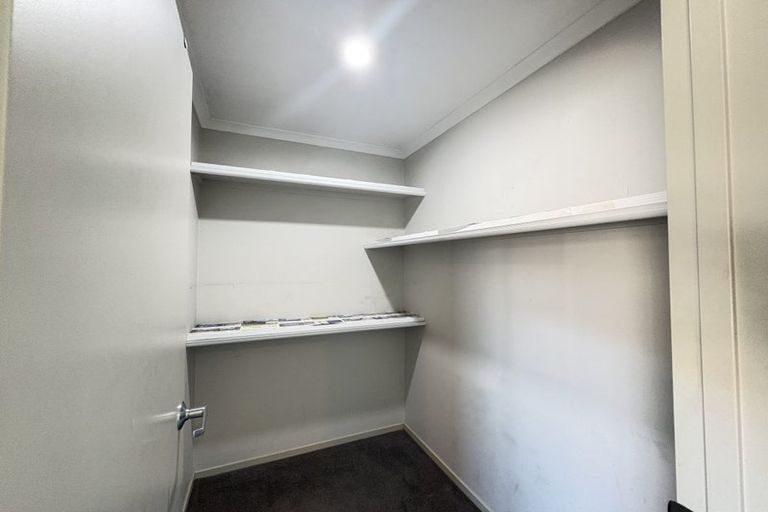 Photo of property in 53 Makora Road, Massey, Auckland, 0614