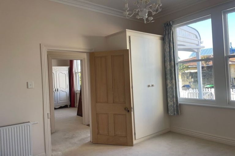 Photo of property in 35 Brownville Crescent, Maori Hill, Dunedin, 9010
