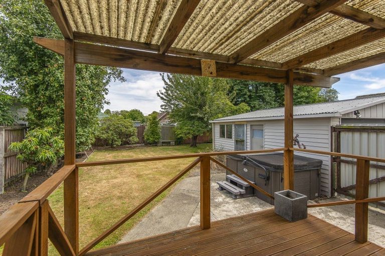 Photo of property in 29 Yardley Street, Avonhead, Christchurch, 8042