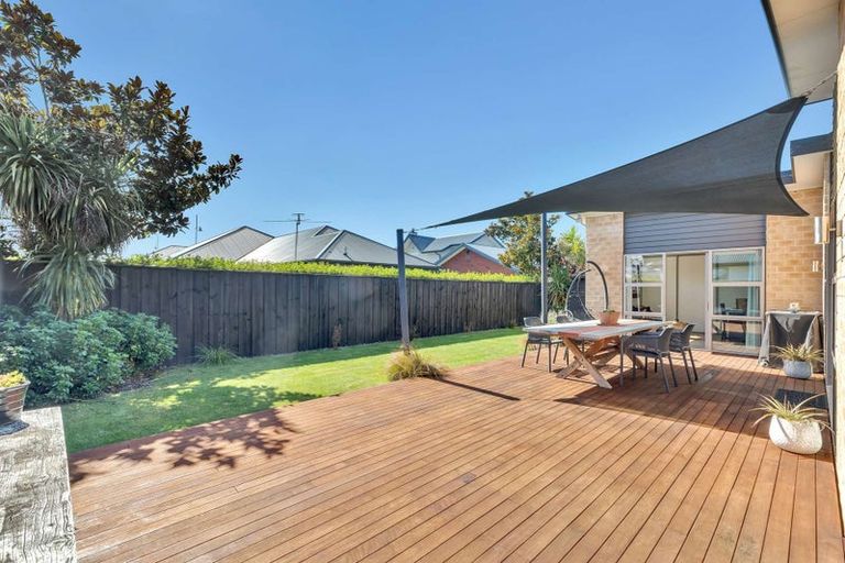 Photo of property in 4 Manuka Street, Pegasus, 7612