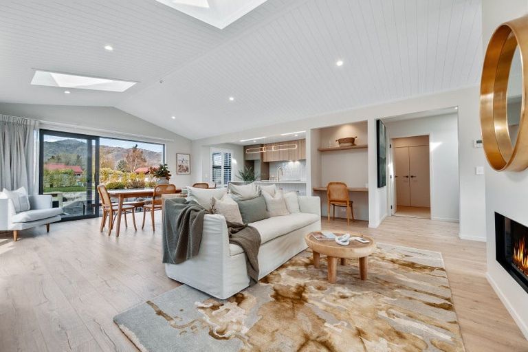 Photo of property in Wooing Tree Vineyard Ltd, 6 Blondie Drive, Cromwell, 9310