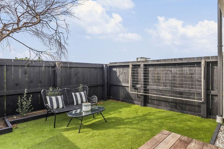 Photo of property in 67c Royal Crescent, Saint Kilda, Dunedin, 9012