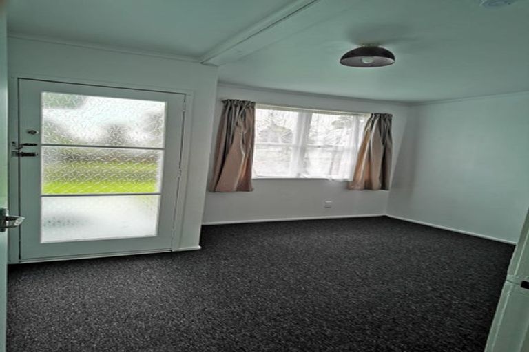 Photo of property in 4 Marybeth Place, Rosehill, Papakura, 2113