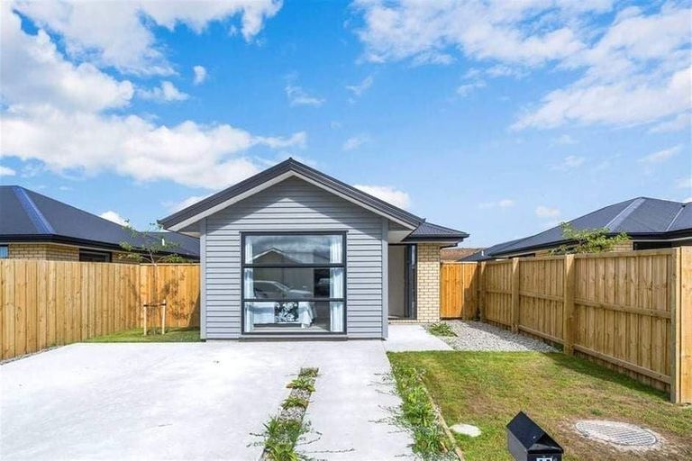 Photo of property in 18 Lady Isaac Drive, Rolleston, 7615
