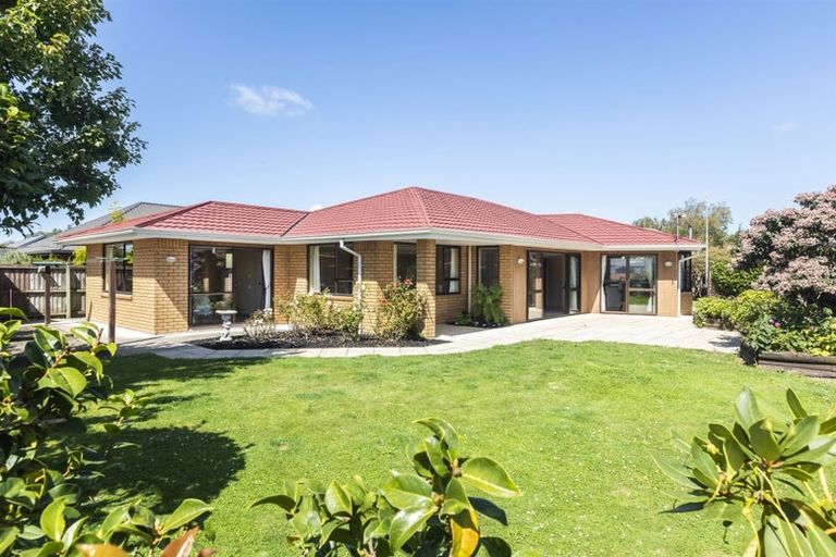 Photo of property in 65 Lowry Avenue, Redwood, Christchurch, 8051