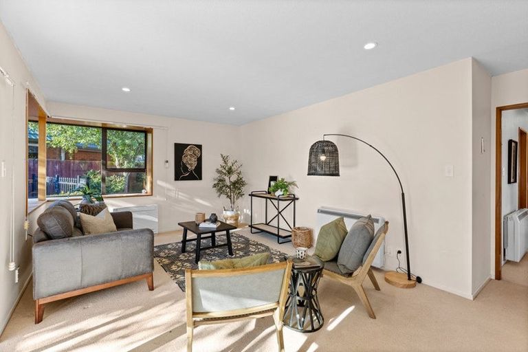 Photo of property in 490 Bower Avenue, Parklands, Christchurch, 8083