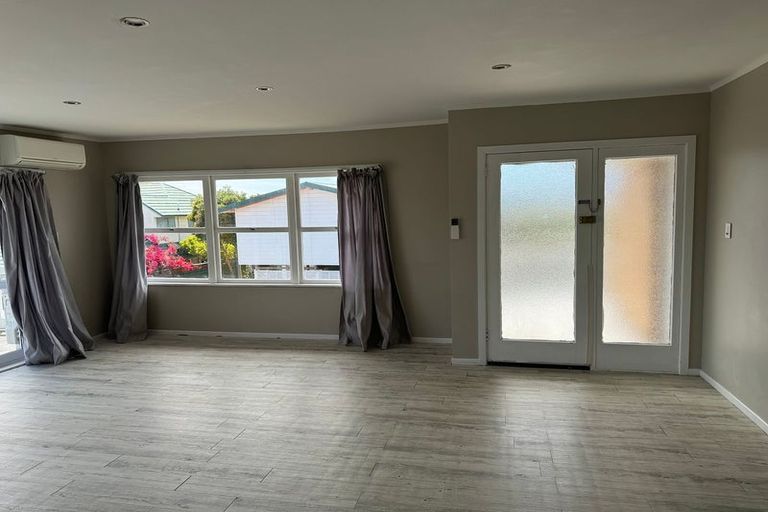 Photo of property in 33 Clark Road, Pahurehure, Papakura, 2113