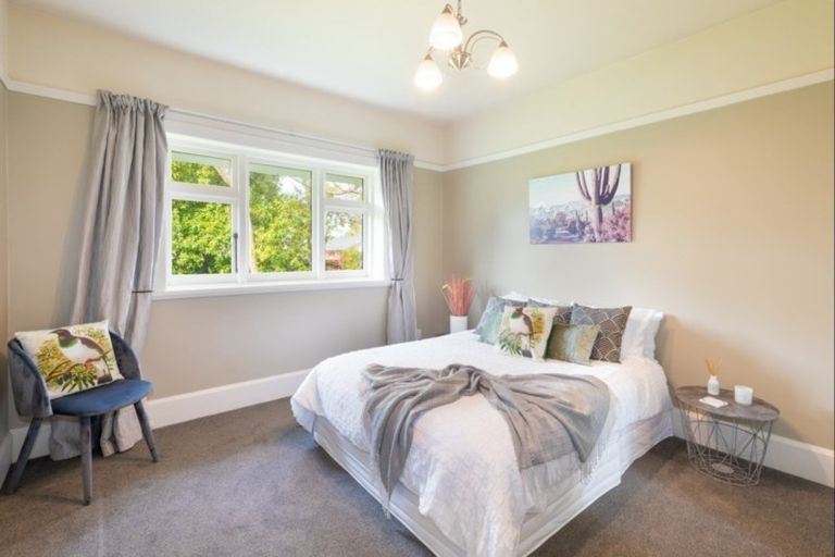 Photo of property in 35 North Parade, Richmond, Christchurch, 8013