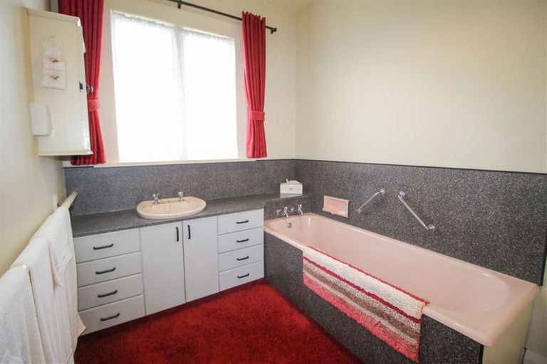 Photo of property in 194 Le Cren Street, Seaview, Timaru, 7910