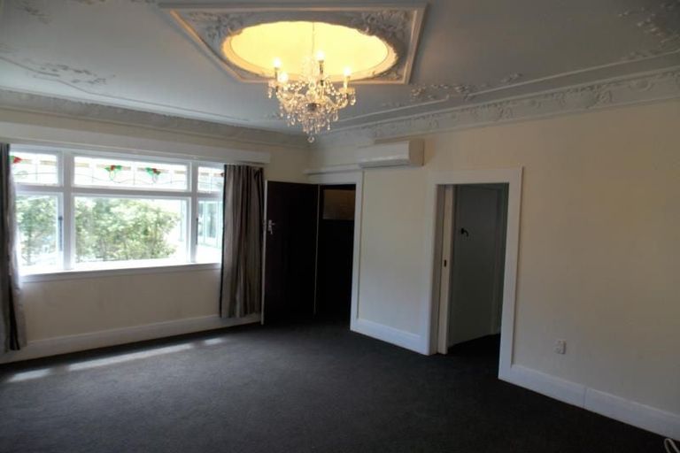 Photo of property in 283 Ohiro Road, Brooklyn, Wellington, 6021