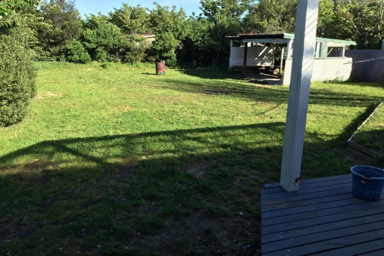 Photo of property in 1 Farrier Grove, Featherston, 5710