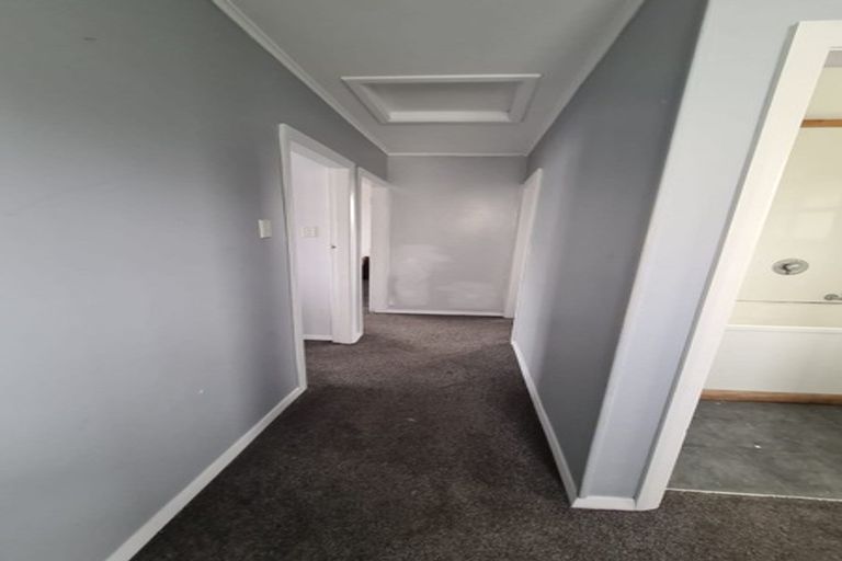 Photo of property in 52 Bell Street, Tawa, Wellington, 5028