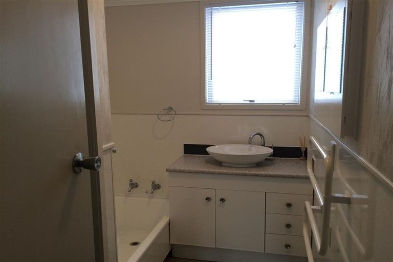 Photo of property in 16 Wanaka Street, Tikipunga, Whangarei, 0112