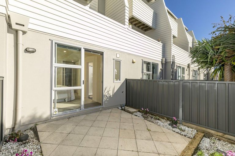 Photo of property in 8/3 Riverside Road, Orewa, 0931