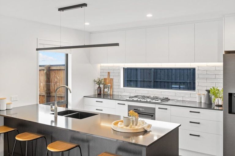 Photo of property in 177 Townsend Road, Rangiora, 7400