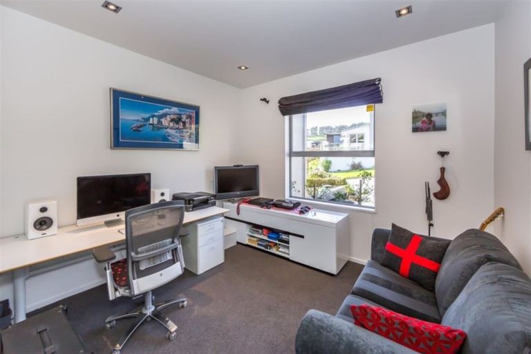 Photo of property in 10 Quarry Hill Terrace, Kennedys Bush, Christchurch, 8025