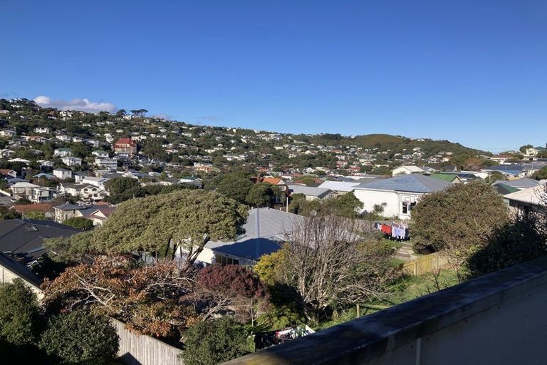 Photo of property in 27 Rhine Street, Island Bay, Wellington, 6023