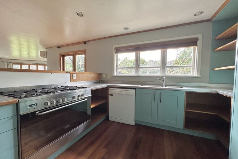 Photo of property in 9 Preston Avenue, Mount Albert, Auckland, 1025