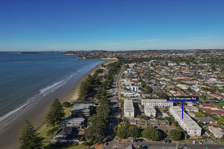 Photo of property in 8/3 Riverside Road, Orewa, 0931