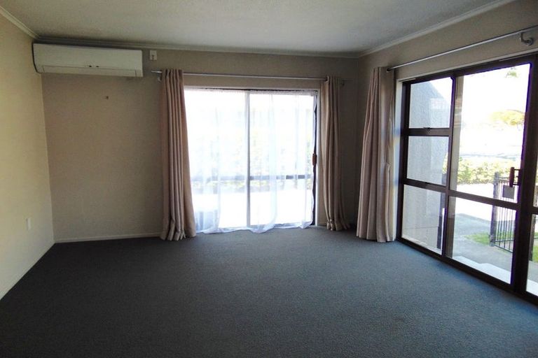 Photo of property in 53 Flanders Avenue, Onekawa, Napier, 4110