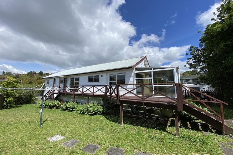 Photo of property in 81 John Downs Drive, Browns Bay, Auckland, 0630