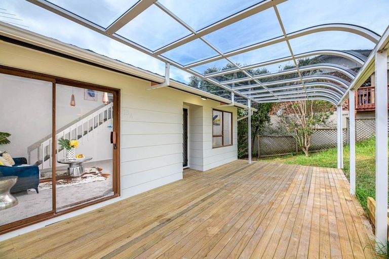 Photo of property in 1/13 Hollyhock Place, Browns Bay, Auckland, 0630