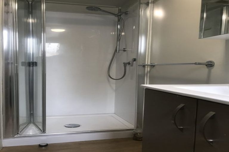 Photo of property in 124 Messenger Road, Stillwater, Silverdale, 0993