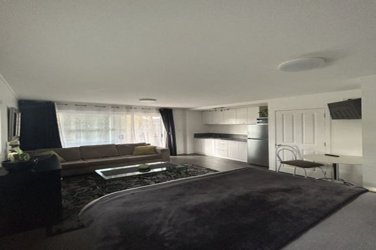 Photo of property in 1/40 Kestrel Heights, Arkles Bay, Whangaparaoa, 0932