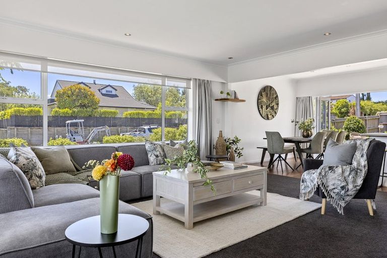 Photo of property in 5 Te Hatepe Avenue, Taupo, 3330