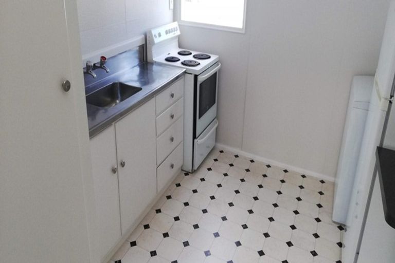 Photo of property in 2/29 Brockworth Place, Riccarton, Christchurch, 8011