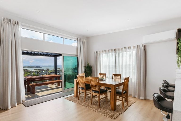 Photo of property in 60c Margaret Drive, Omokoroa, 3114