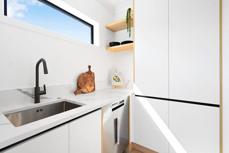 Photo of property in 1/11 Comries Road, Chartwell, Hamilton, 3210