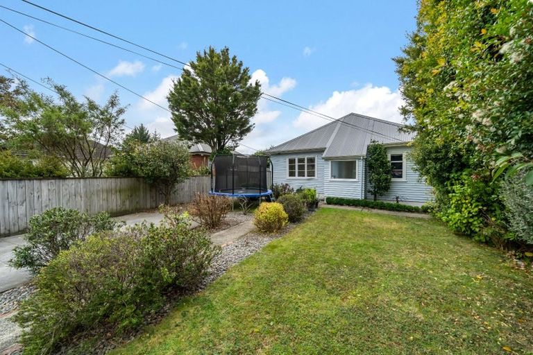 Photo of property in 15 Tyndall Street, Waiwhetu, Lower Hutt, 5010