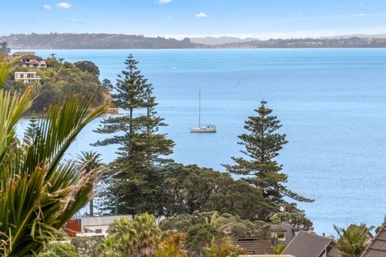 Photo of property in 19 Kowhai Road, Mairangi Bay, Auckland, 0630