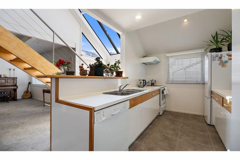 Photo of property in 5/140 Office Road, Merivale, Christchurch, 8014