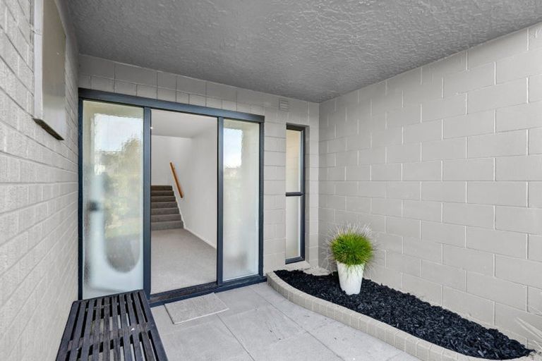 Photo of property in 20 Tiverton Crescent, Whalers Gate, New Plymouth, 4310