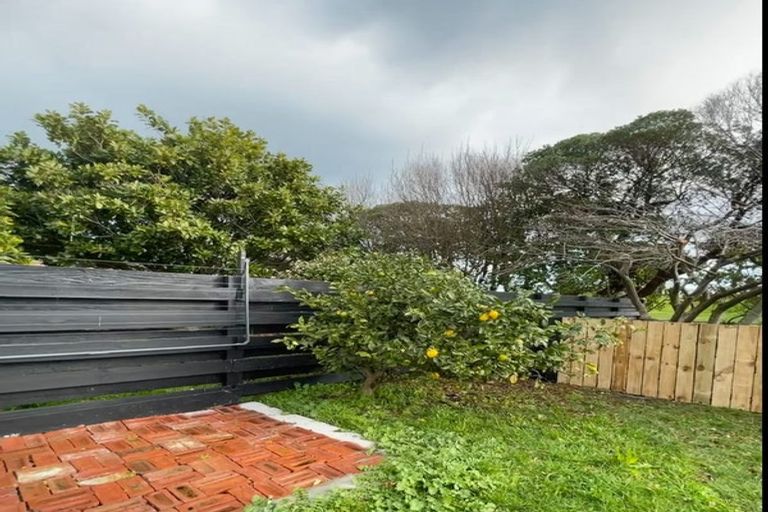 Photo of property in 24 Monorgan Road, Strathmore Park, Wellington, 6022