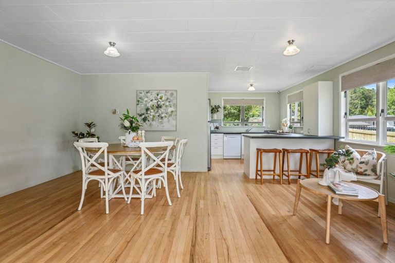 Photo of property in 21 Oxford Road, Lake Rotoma, Rotorua, 3074