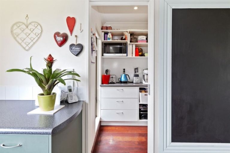 Photo of property in 13 Owen Place, Omokoroa, 3114