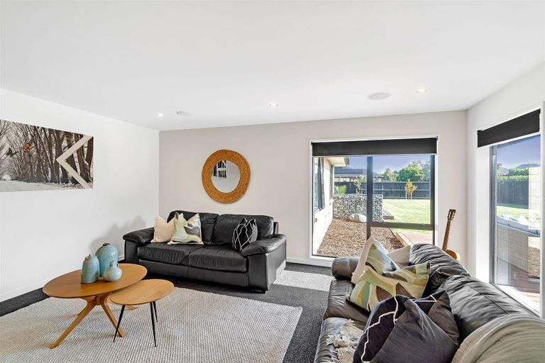 Photo of property in 43 Jacks Drive, West Melton, 7618