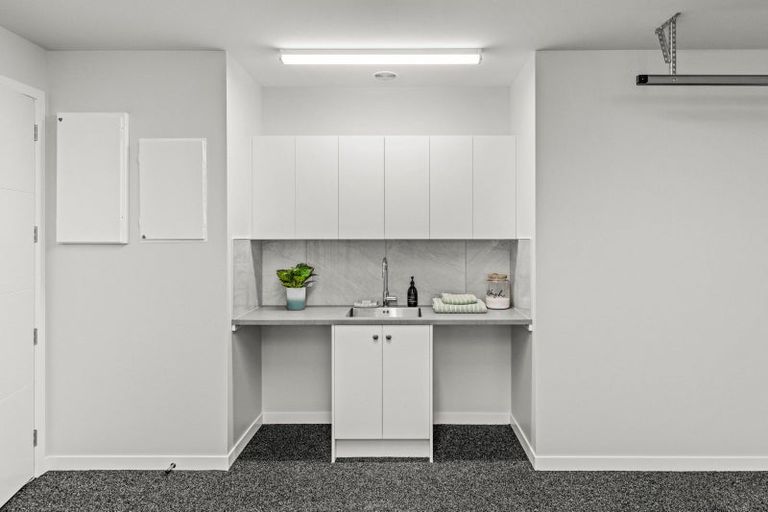 Photo of property in 9 George Yee Place, Taradale, Napier, 4112