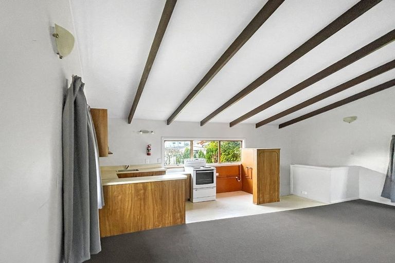 Photo of property in 44 Invergarry Road, Hilltop, Taupo, 3330